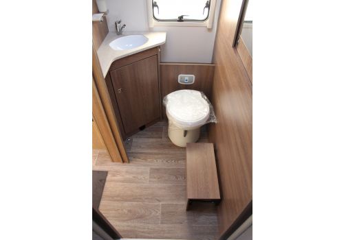 Integral Motorhome DETHLEFFS I 6767 en Sale Occasion
