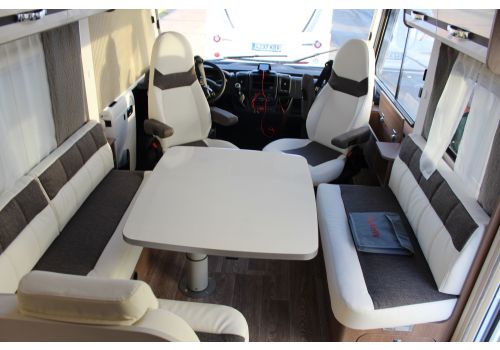 Integral Motorhome DETHLEFFS I 6767 en Sale Occasion