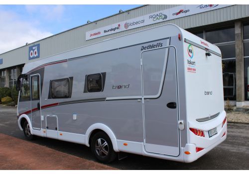Integral Motorhome DETHLEFFS I 6767 en Sale Occasion