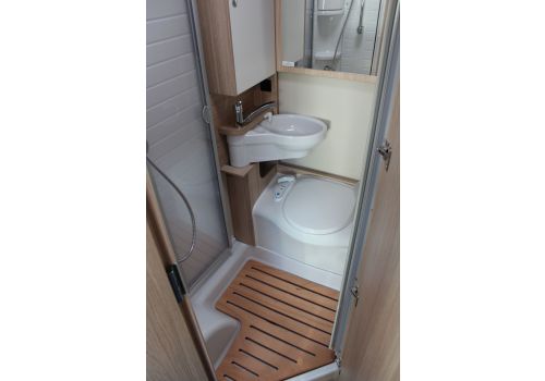 Low Profile Motorhome SUNLIGHT T 58 en Sale Occasion