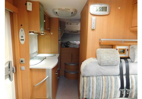 Low Profile Motorhome KNAUS SPORT TI en Sale Occasion