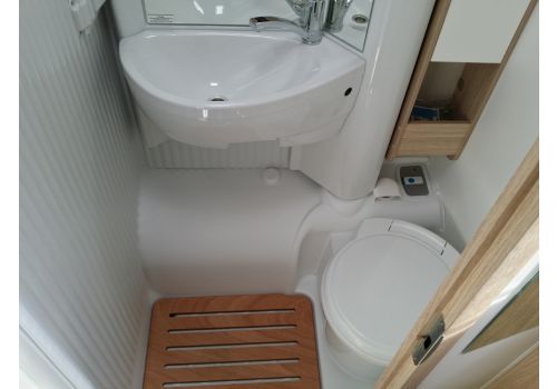 Low Profile Motorhome SUNLIGHT T60 en Sale Occasion