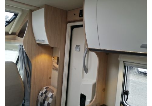 Low Profile Motorhome SUNLIGHT T60 en Sale Occasion