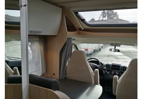 Low Profile Motorhome SUNLIGHT T60 en Sale Occasion