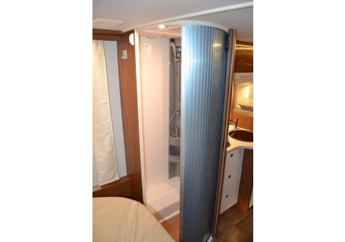 Integral Motorhome DETHLEFFS Advantage I-7051-DBM en Sale Occasion