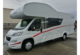 Capuchina Motorhome SUNLIGHT A-70 con amplio garaje en Sale Occasion