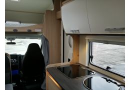 Capuchina Motorhome SUNLIGHT A-70 con amplio garaje en Sale Occasion