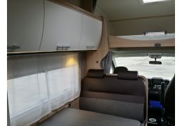 Capuchina Motorhome SUNLIGHT A-70 con amplio garaje en Sale Occasion