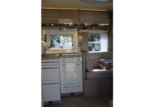 Integral Motorhome RAPIDO 896F Modelo 2018 en Catalog