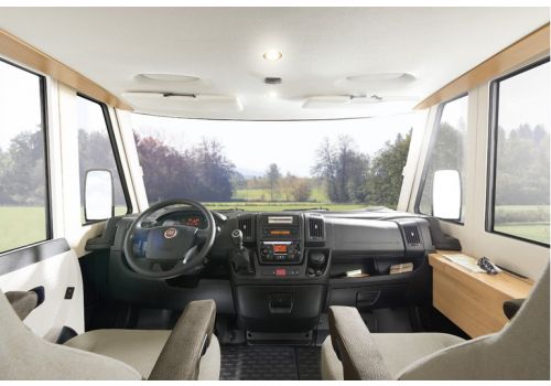 Integral Motorhome DETHLEFFS Globebus I-11 modelo 2016 en Sale Occasion