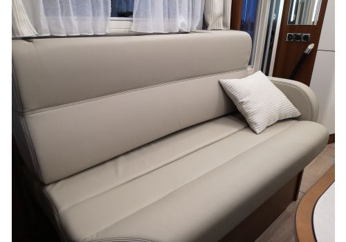 Integral Motorhome RAPIDO Distinction I 1090 en Sale Occasion
