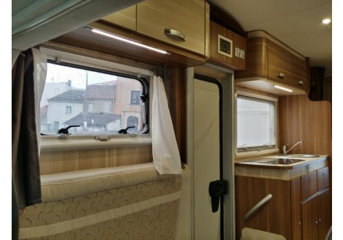 Capuchina Motorhome MC LOUIS Glamys 40 en Sale Occasion