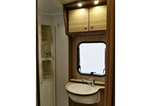 Capuchina Motorhome MC LOUIS Glamys 40 en Sale Occasion