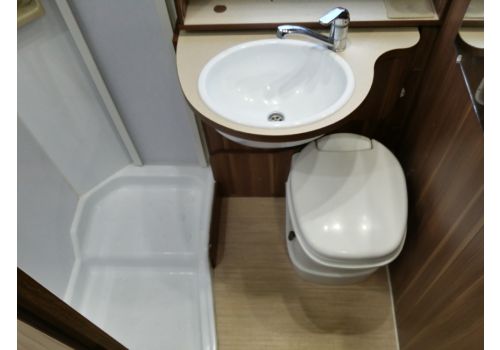 Capuchina Motorhome MC LOUIS Glamys 40 en Sale Occasion