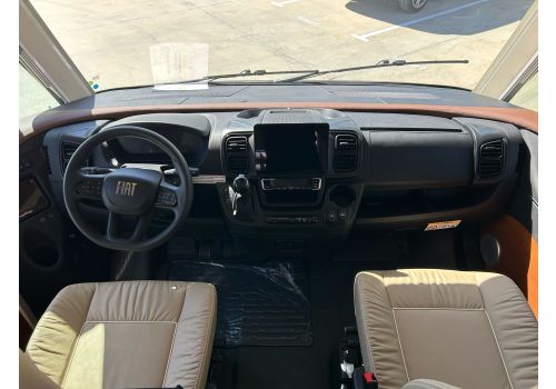 Integral Motorhome CARTHAGO Liner for two I 53 en Sale Occasion