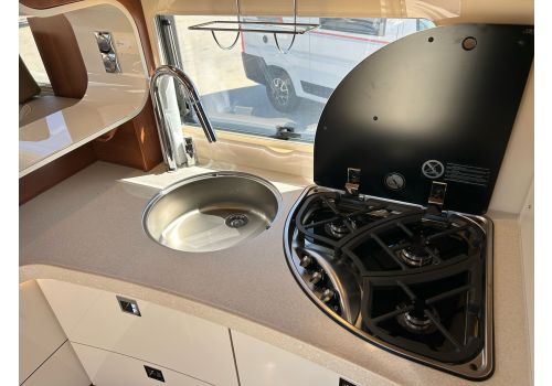 Integral Motorhome CARTHAGO Liner for two I 53 en Sale Occasion