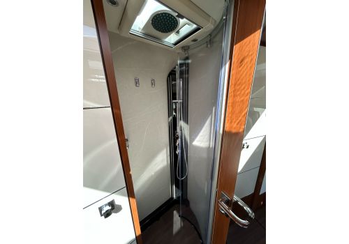 Integral Motorhome CARTHAGO Liner for two I 53 en Sale Occasion