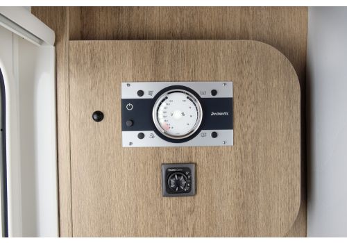 Low Profile Motorhome DETHLEFFS Trend T 6717 EB modelo 2019 en Sale Occasion