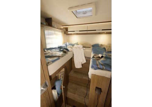 Low Profile Motorhome DETHLEFFS Trend T 6717 EB modelo 2019 en Sale Occasion