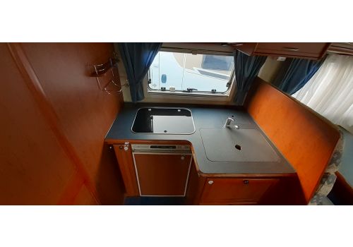 Integral Motorhome NIESMANN BISCHOFF Flair 6100 i en Sale Occasion