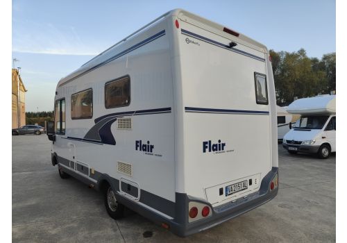 Integral Motorhome NIESMANN BISCHOFF Flair 6100 i en Sale Occasion
