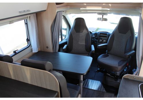 Low Profile Motorhome SUNLIGHT T 58 en Sale Occasion