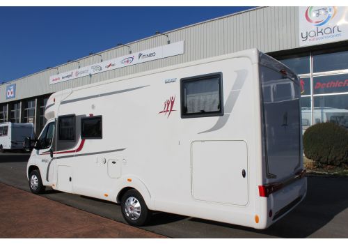 Low Profile Motorhome RAPIDO 666F Modelo 2018 en Sale Occasion