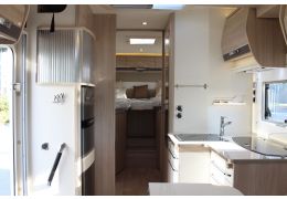 Low Profile Motorhome RAPIDO 666F Modelo 2018 en Sale Occasion