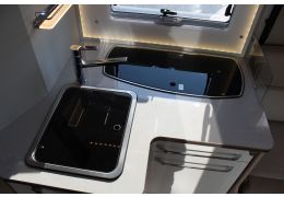 Low Profile Motorhome RAPIDO 666F Modelo 2018 en Sale Occasion