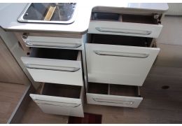 Low Profile Motorhome RAPIDO 666F Modelo 2018 en Sale Occasion