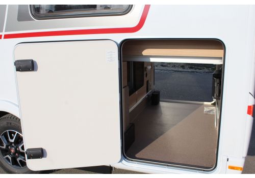 Integral Motorhome DETHLEFFS Globebus I 7 Modelo 2018 en Sale Occasion