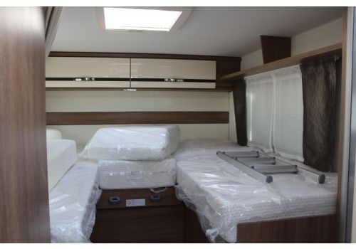 Low Profile Motorhome DETHLEFFS Trend T 7057 EB en Sale Occasion