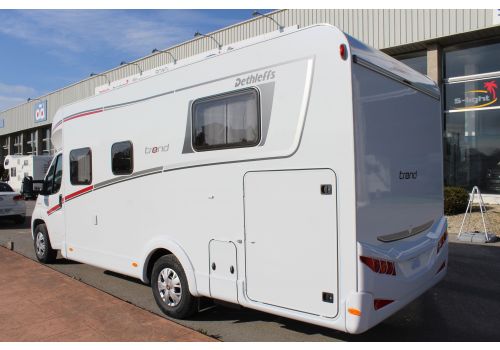 Low Profile Motorhome DETHLEFFS Trend T 7057 DBM en Sale Occasion