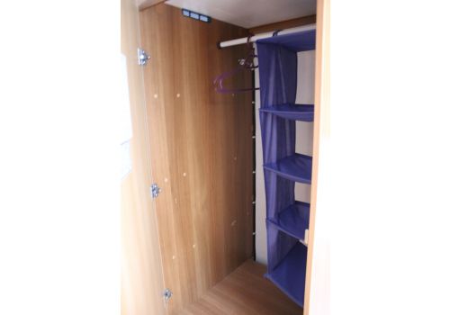 Capuchina Motorhome CARADO A 241 en Sale Occasion