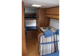 Capuchina Motorhome CARADO A 241 en Sale Occasion