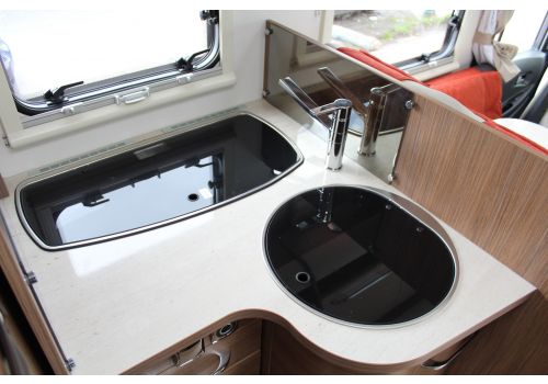 Integral Motorhome ITINEO JB 700 modelo 2018 en Sale Occasion