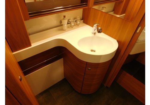 Integral Motorhome CONCORDE CREDO 840L en Sale Occasion