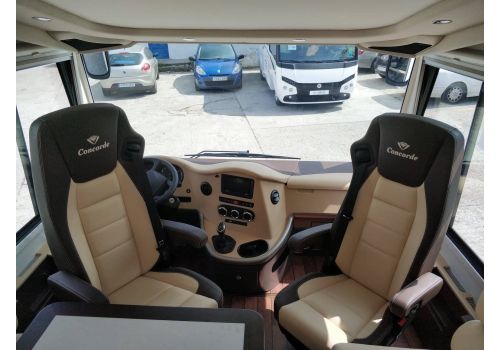 Integral Motorhome CONCORDE Charisma 920G KM 0 en Sale Occasion