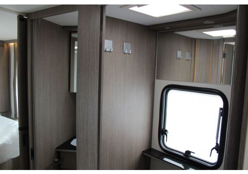 Integral Motorhome DETHLEFFS Magic Edition I 3 DBM modelo 2018 en Sale Occasion