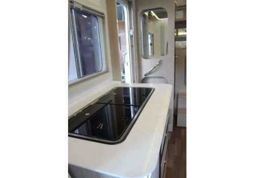 Low Profile Motorhome ILUSION 590 XMK en Sale Occasion