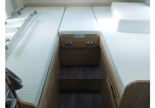 Low Profile Motorhome SUNLIGHT T 68 en Sale Occasion