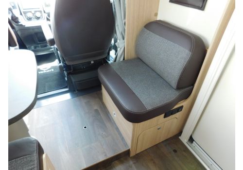 Low Profile Motorhome SUNLIGHT T 68 en Sale Occasion