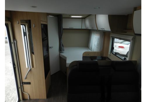 Low Profile Motorhome SUNLIGHT T 64 en Sale Occasion
