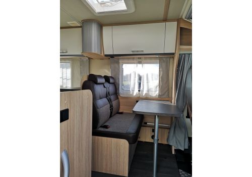 Low Profile Motorhome SUNLIGHT T-58 en Sale Occasion