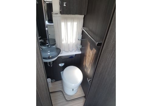Low Profile Motorhome BENIMAR Mileo 224 en Sale Occasion