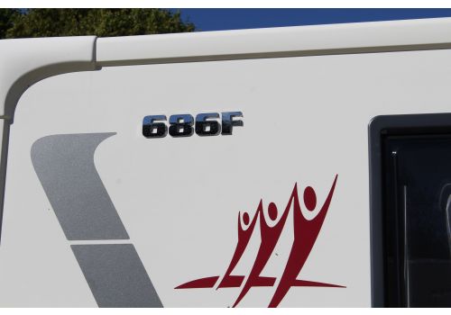 Low Profile Motorhome RAPIDO 686F Modelo 2020 en Catalog