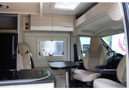 Camper Van DREAMER D55 FUN modelo 2020 en Sale Occasion