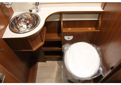 Camper Van RAPIDO V55 en Sale Occasion