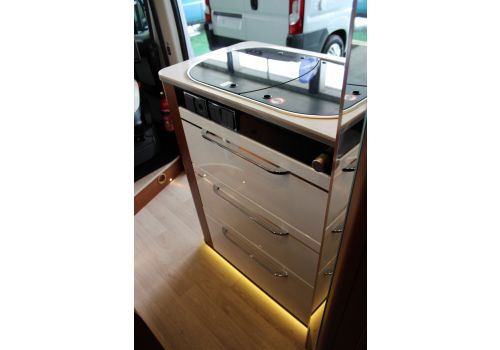 Camper Van RAPIDO V55 en Sale Occasion
