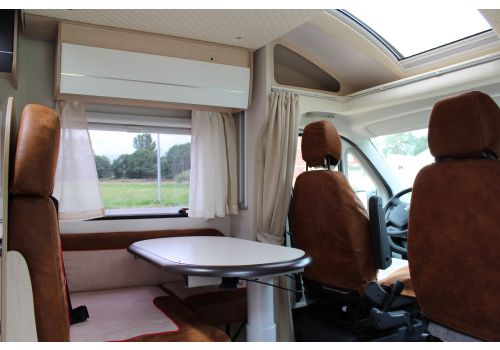 Low Profile Motorhome ILUSION 730 XMK en Sale Occasion